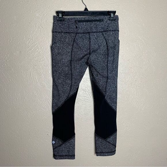Lululemon Pace Rival crops line up white black - Picture 4 of 10